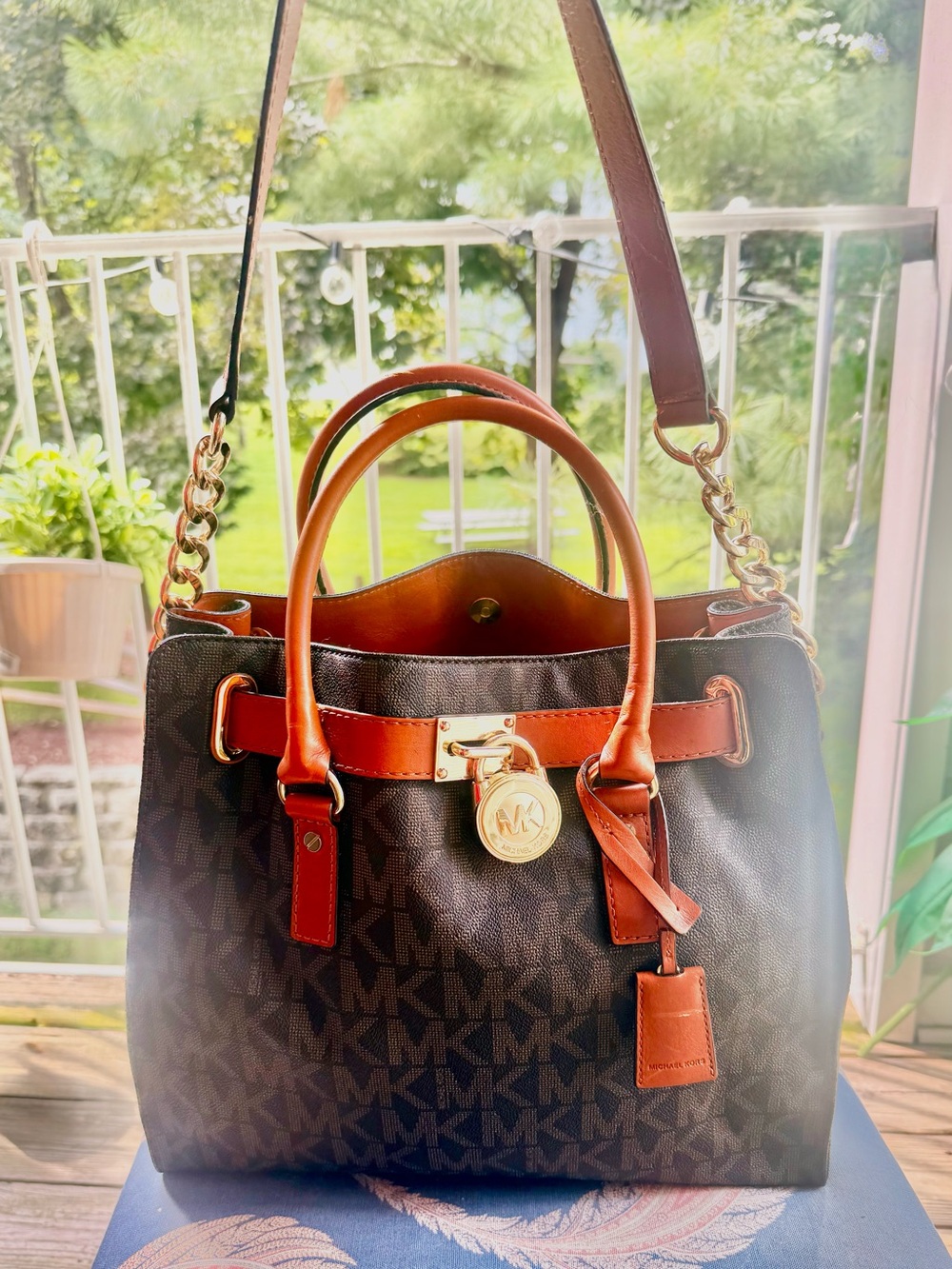 AUTHENTIC Michael Kors Hamilton Satchel – Classic MK Logo Monogram!